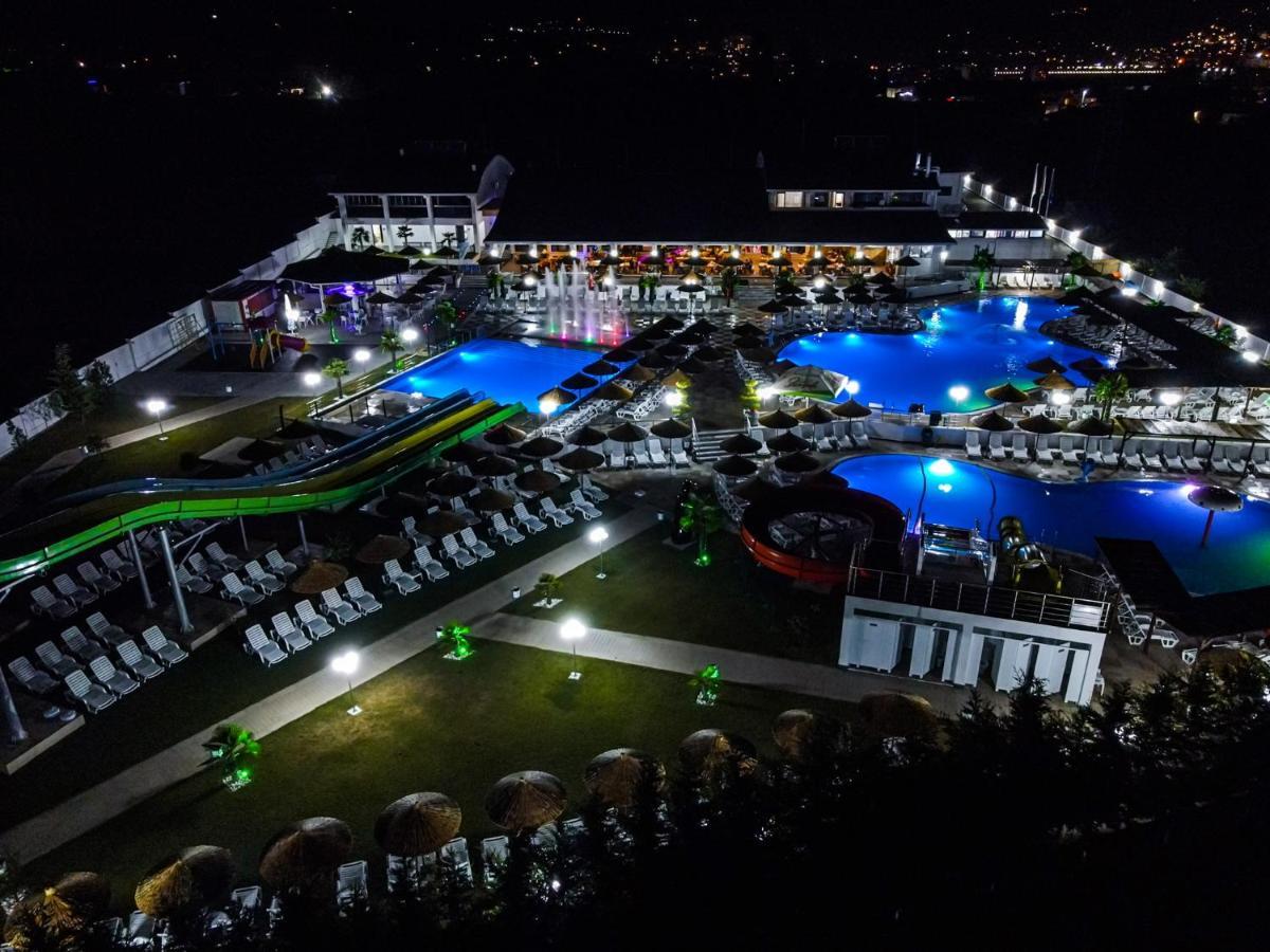 Hotel Aqua Kŭrdzhali Buitenkant foto