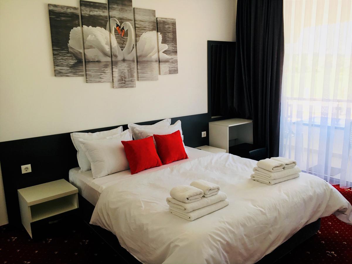 Hotel Aqua Kŭrdzhali Buitenkant foto